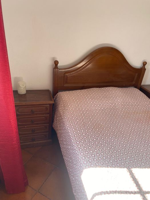 Conjunto Cama Casal e 2 mesas de cabeceira