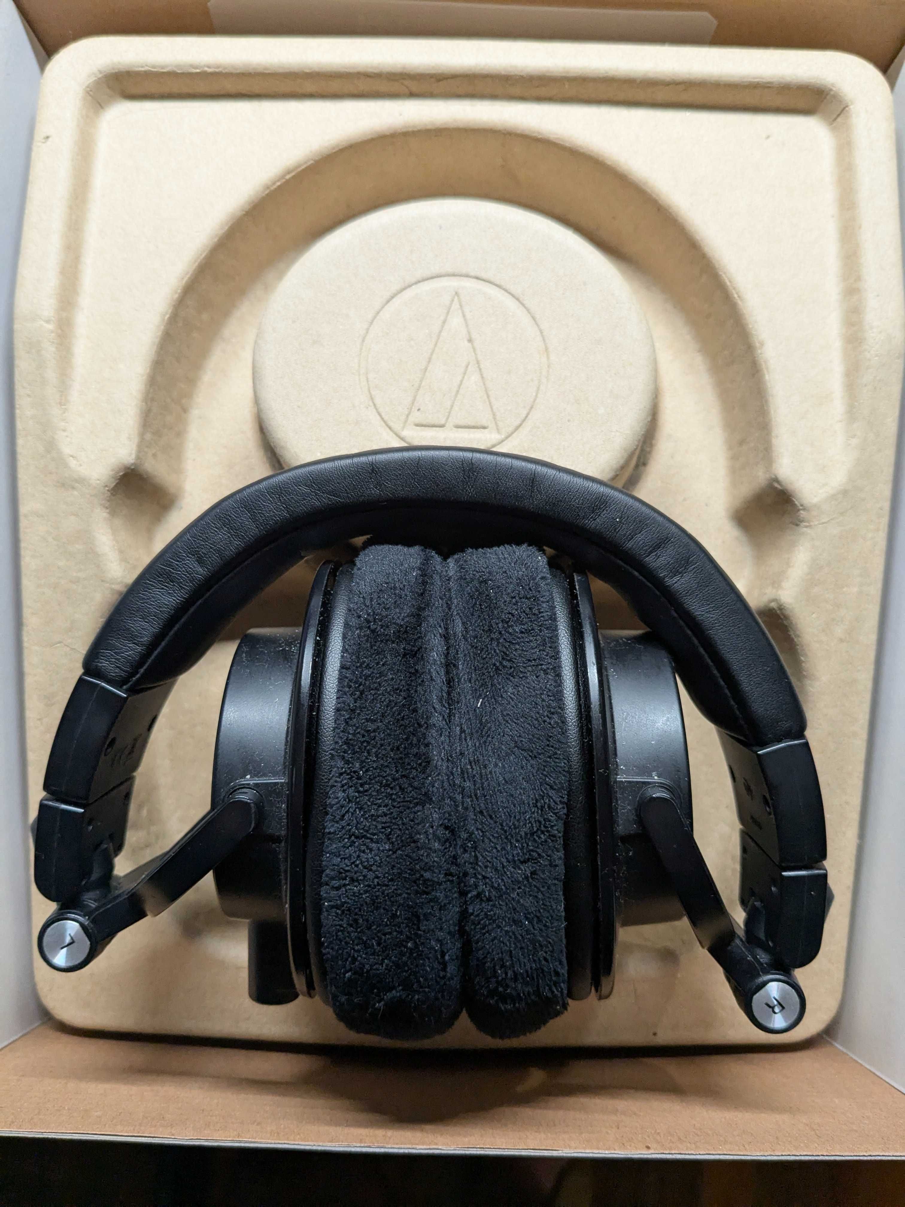 Навушники Audio-Technica ATH-M50x
