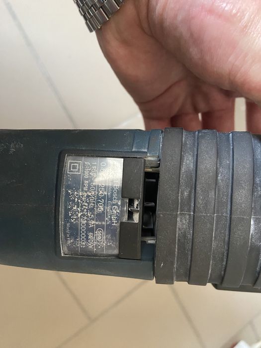 Перфоратор Bosch GBH 2-22 RE Б/У