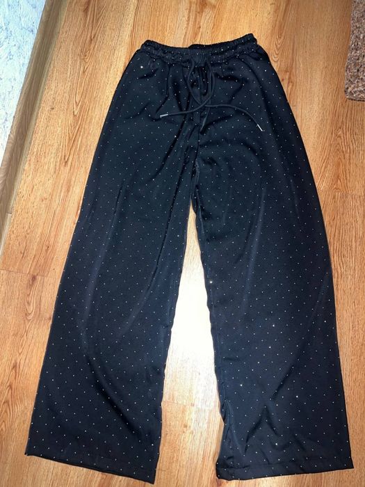 Шовкові штани палаццо з камінцями