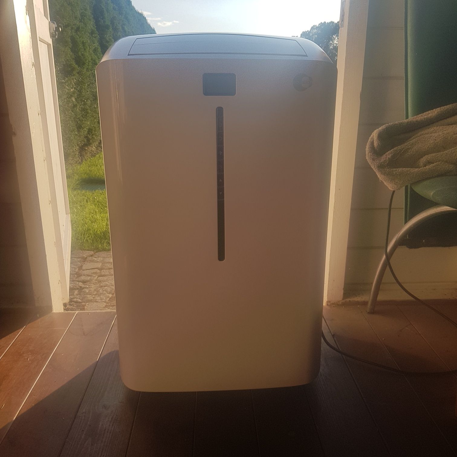Klimatyzator przenosny z pilotem