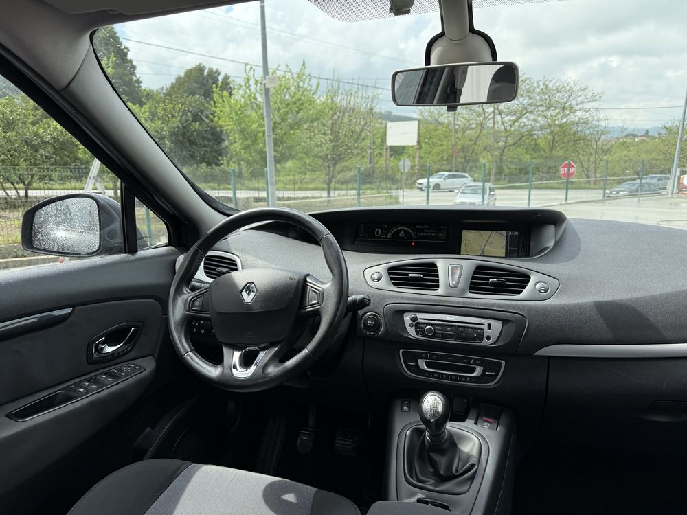 Renault Scenic 1.5 DCI - Garantia & Financiamento