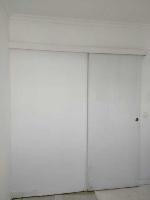 Porta de correr branca
