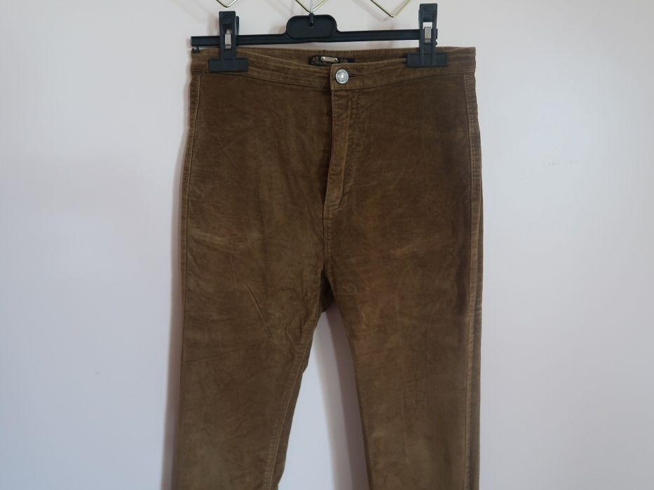 High Waisted Jeans