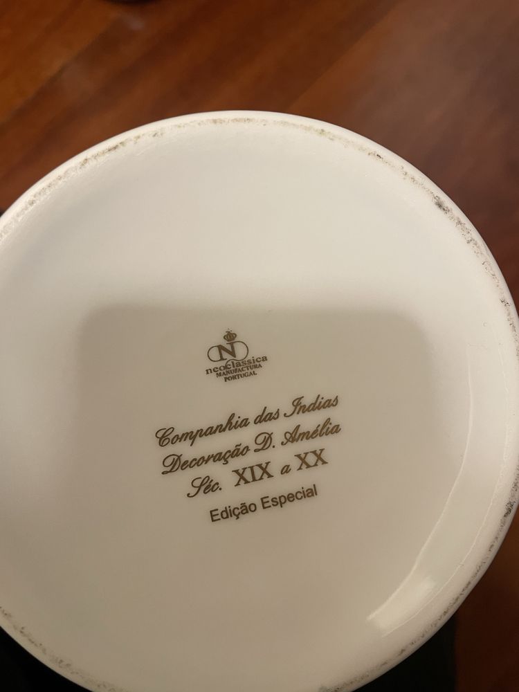 Neoclássica Manufacturas  - pote Companhia das Índias