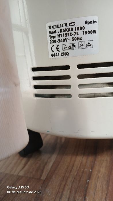 Vendo Aquecedor a Óleo da marca Taurus com 5 divisórias de calor