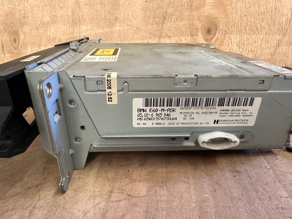 Radio original CD BMW E60 E61 520D 525D 530D 65.12 . 6965 . 046