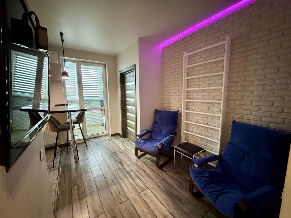 Без% Продаж євро 2 кім. кв. 50м2. Кікабідзе 13-А Борщагівка, Окружна