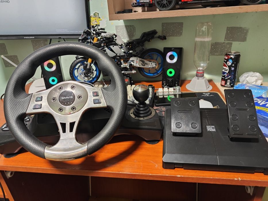 Ігровий руль , ідеальний стан.