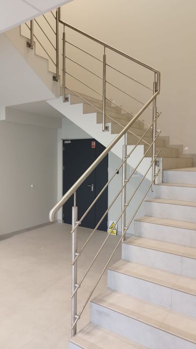 Balustrada barierka metalowa, poręcz, balkon taras schody przęsła.Inox