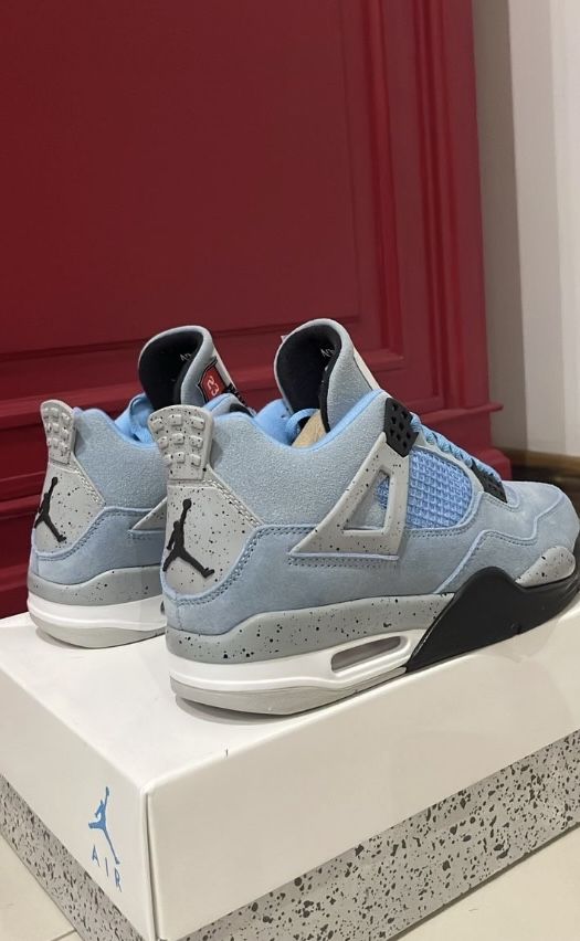 Jordan 4 Azuis Novos