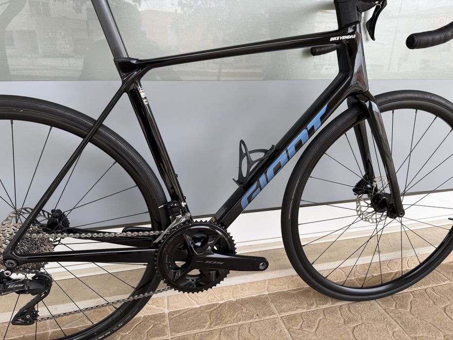 Bicicleta de estrada Giant - Disco - 12v