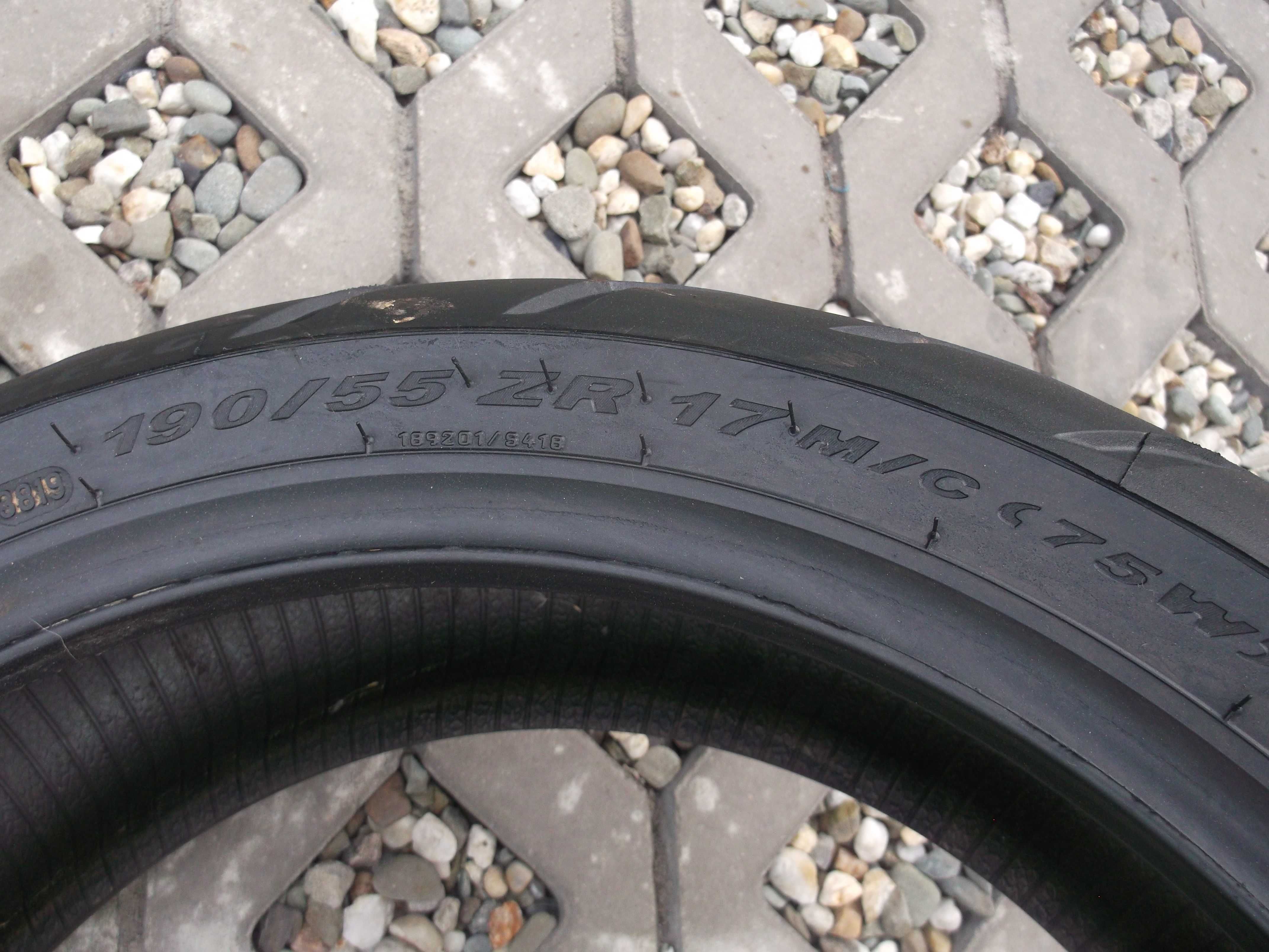opona 190/55ZR17	Pirelli Angel Gt dot3819 2,6mm