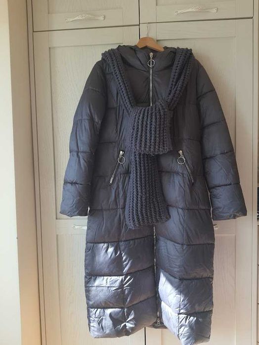 Жіноче зимове пальто розмір L