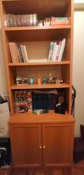 Mobília de quarto de solteiro, com sommier