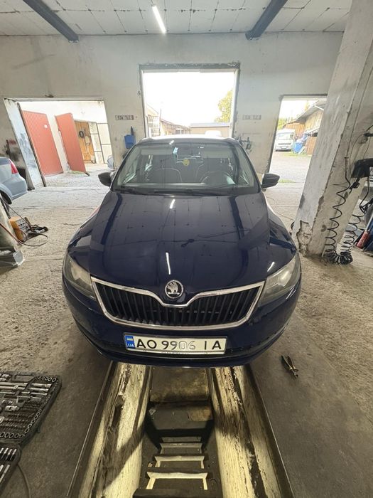 Продам шкоду рапід після не великої пожежі