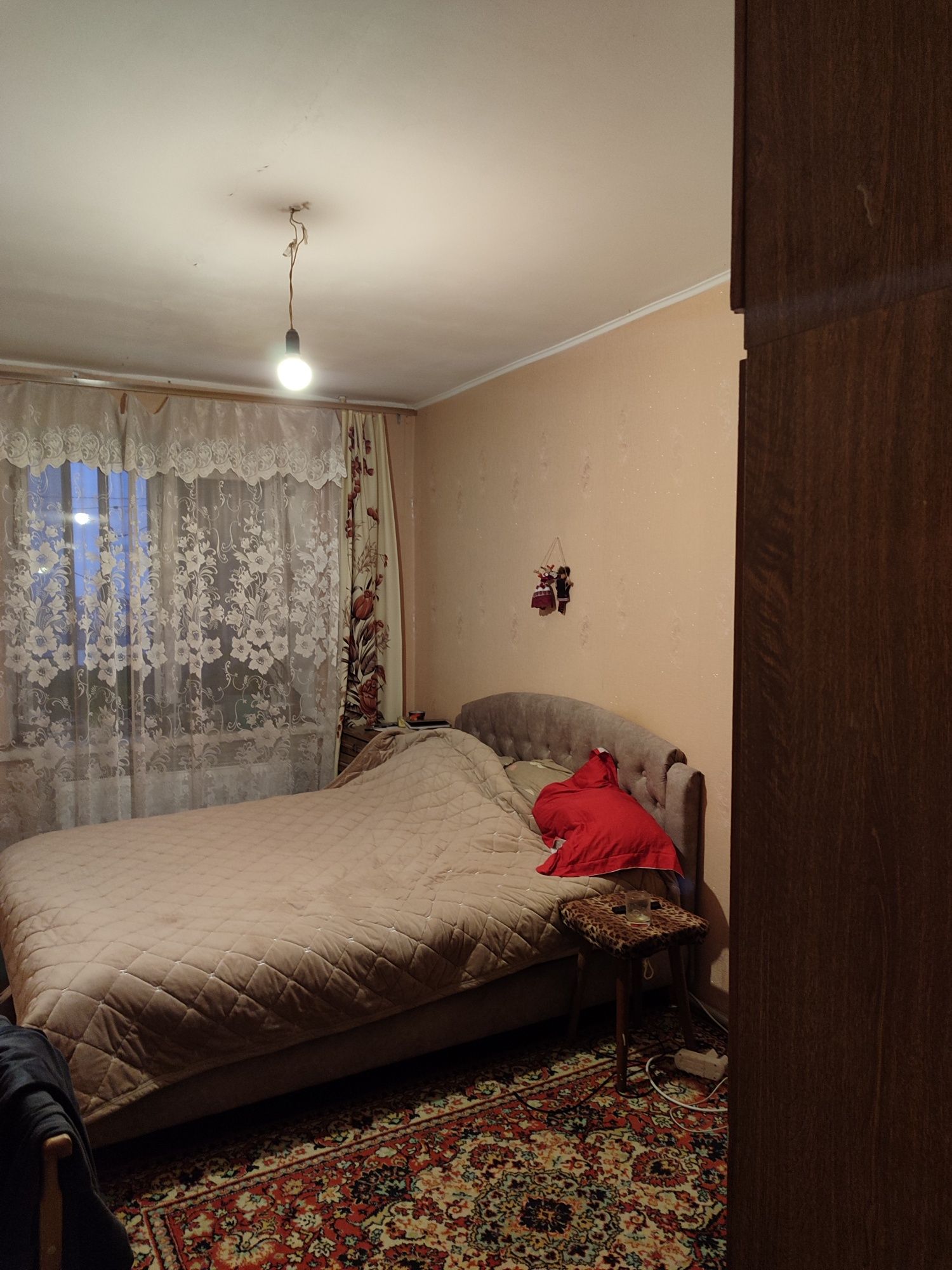 Продаємо 2 кімн квартиру Новомиколаївка