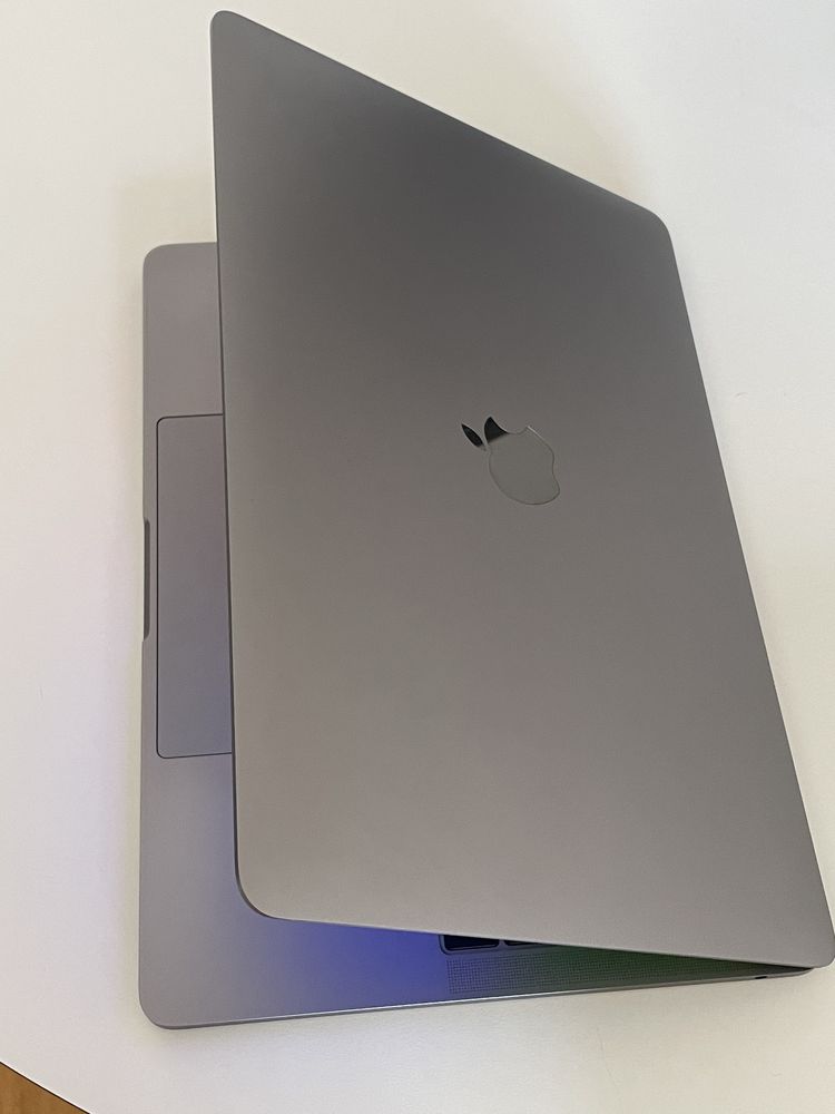 MacBook Pro  1TB