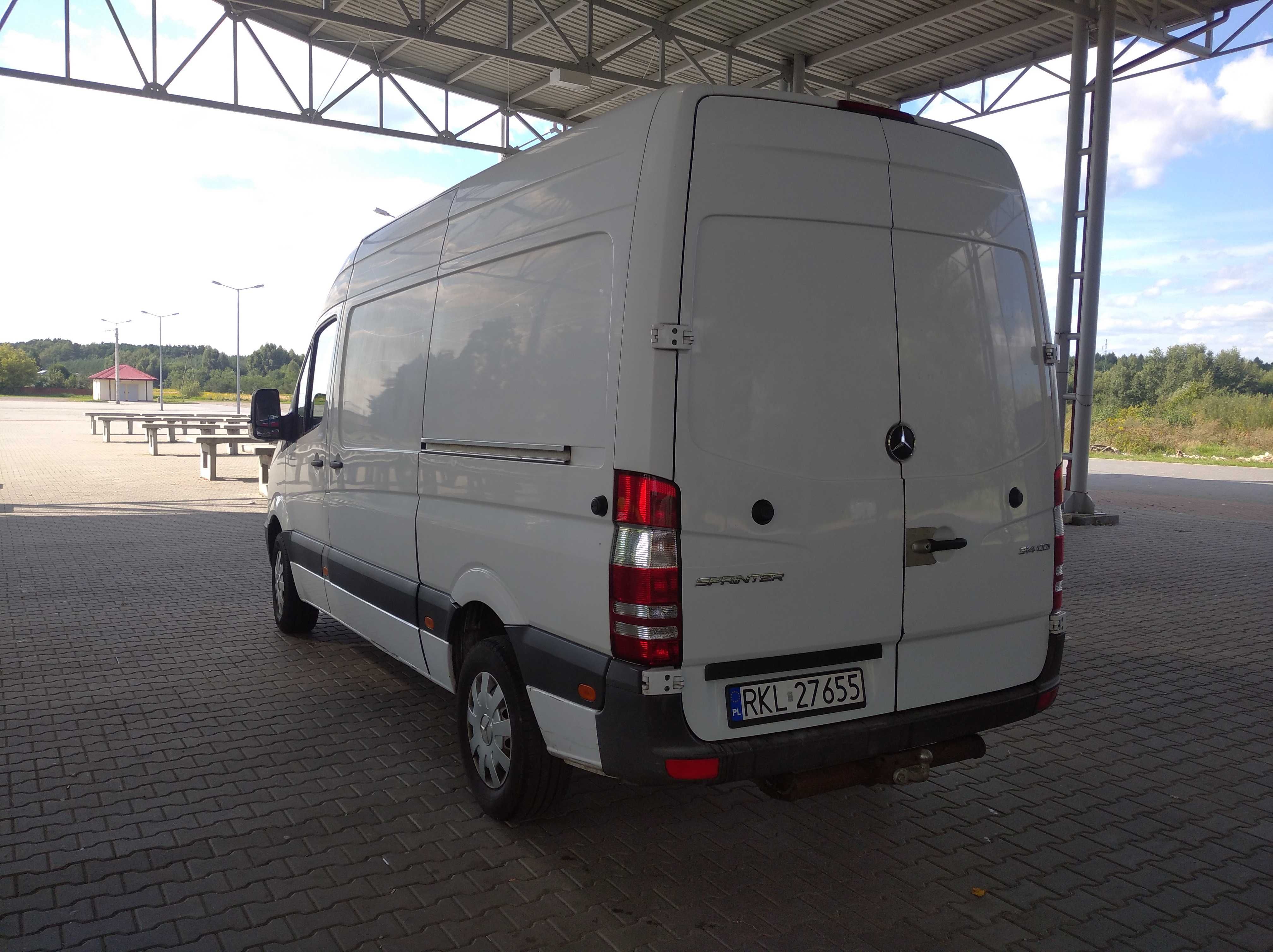 WYNAJEM Busa 3 os. Blaszak 3.3m Mercedes Sprinter 906 2.2 Średni