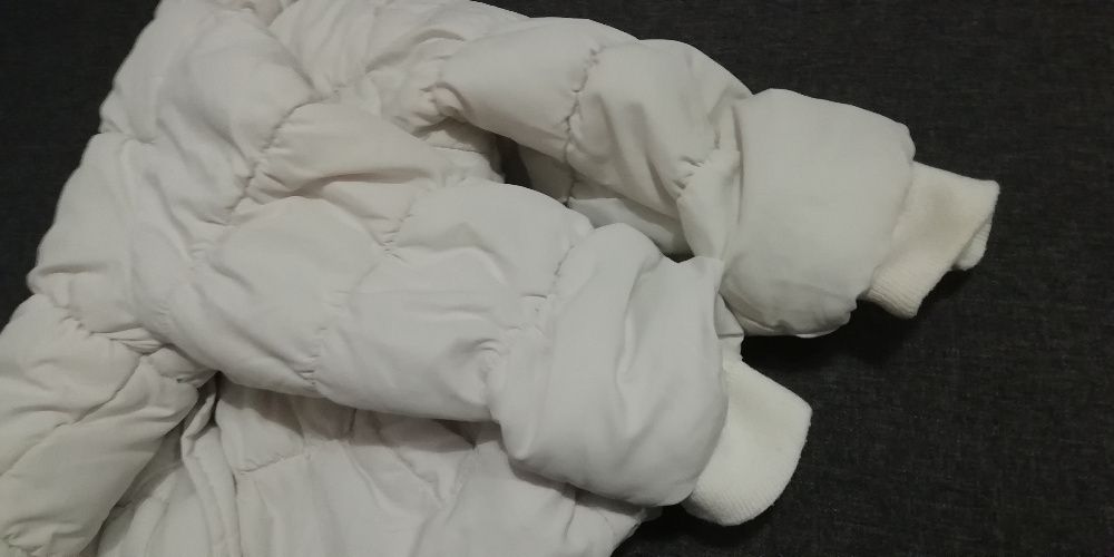 Biała kurteczka dla dziewczynki86/92