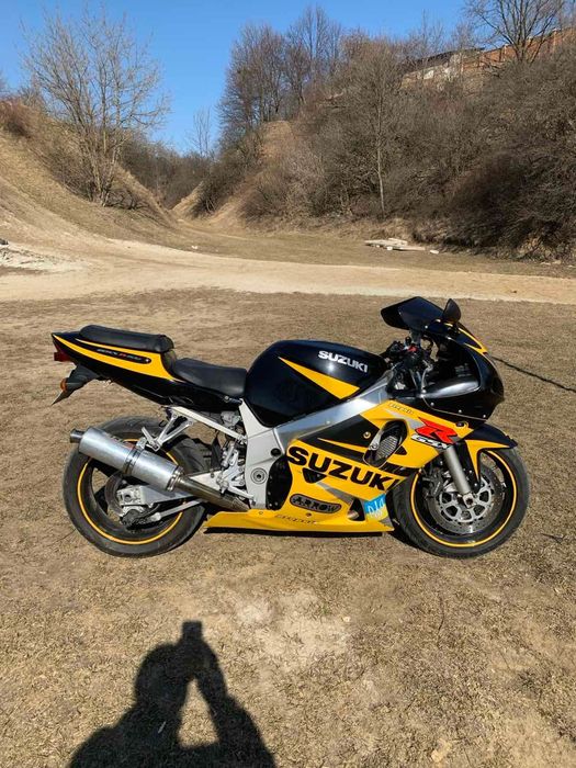 Продаю мотоцикл SUZUKI