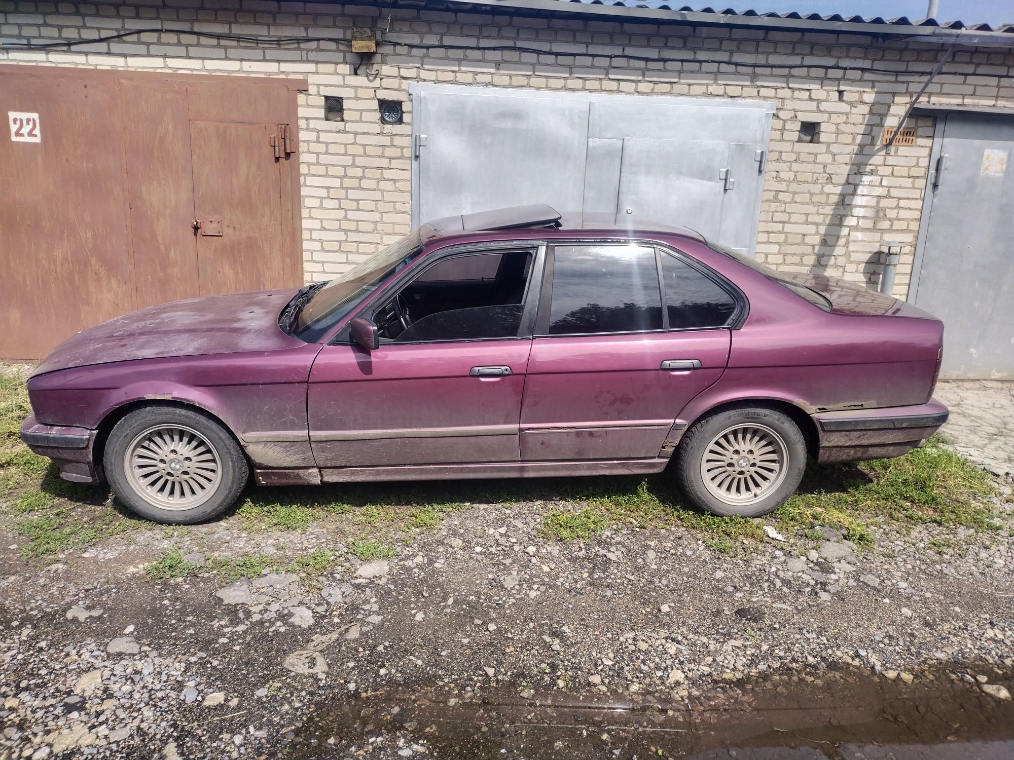 Разбираю БМВ е34 520