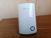 Практически новый  WI-FI  Репитер (усилитель) Tp-Link , Модель WA850RE