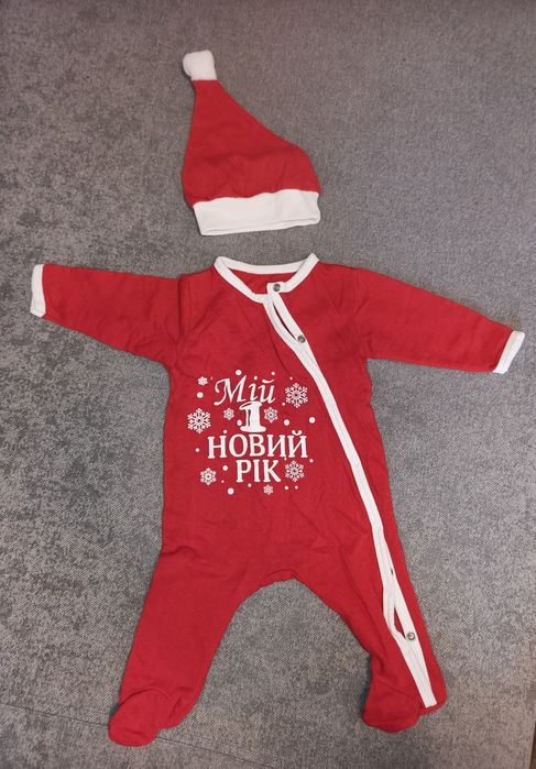 Новорічний чоловічок з шапочкою