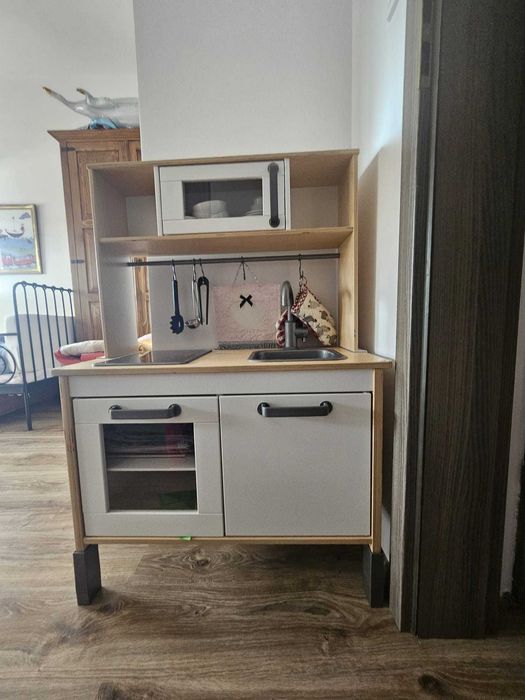 Drewniana kuchnia dziecięca IKEA DUKTIG