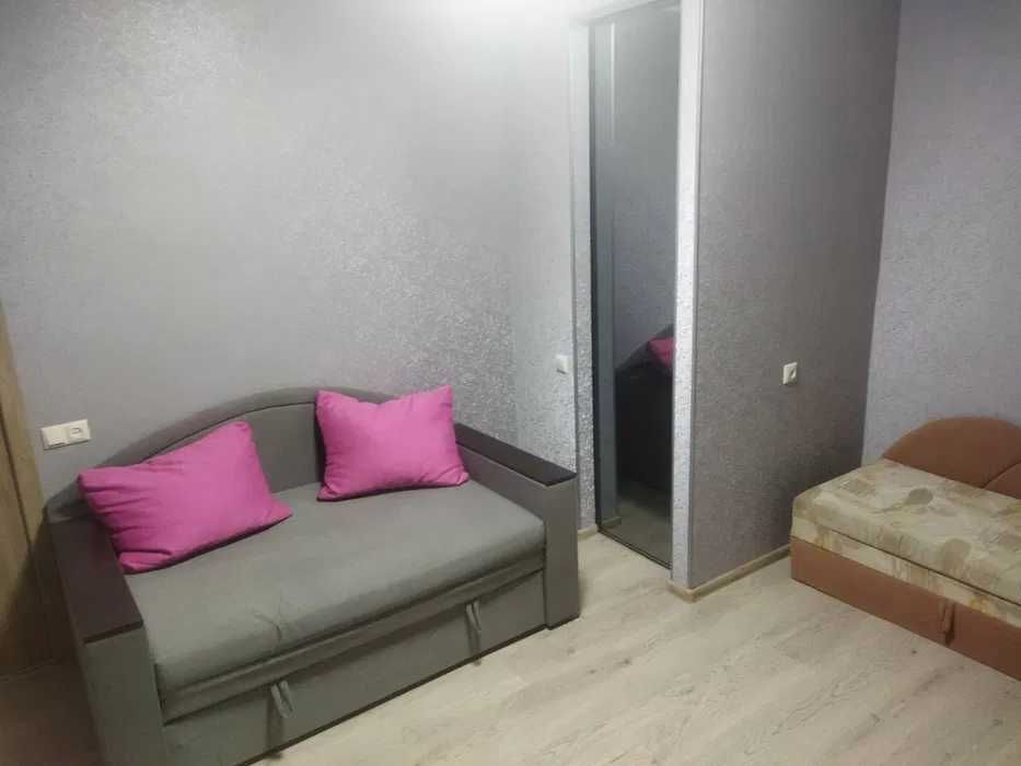 Оренда великої 2к квартири в Шевченківському районі