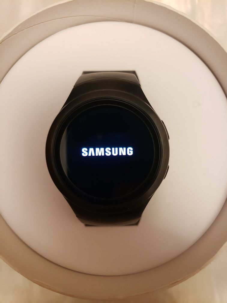 Smart часи годинник SAMSUNG Gear S2 с громкой савязью