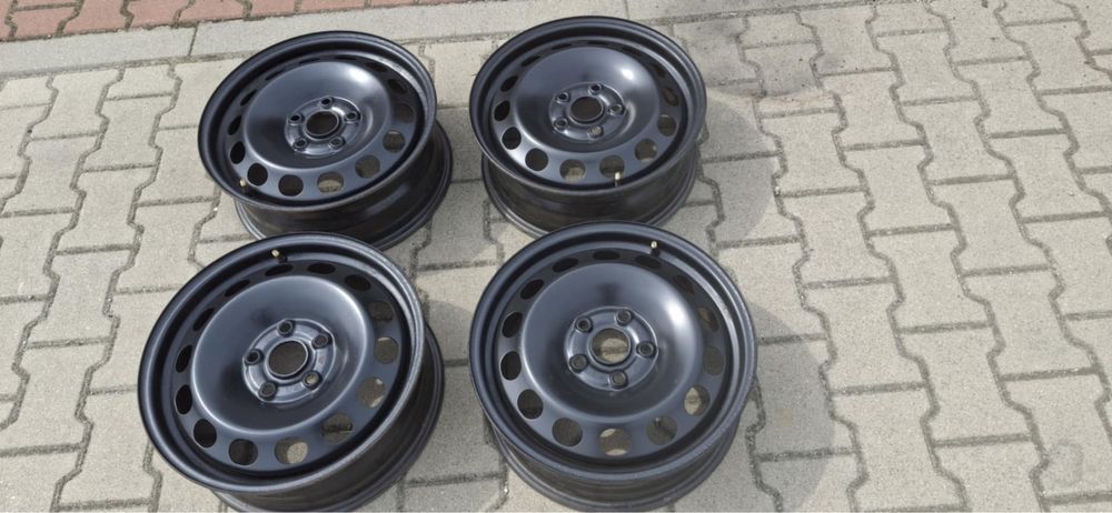 Felgi stalowe 5x112 Audi A3 16