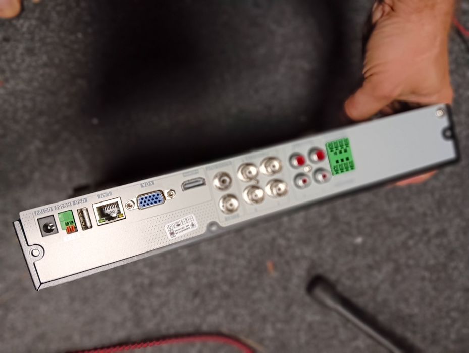 Rejestrator hybrydowy IPOX, monitoring analog + IP