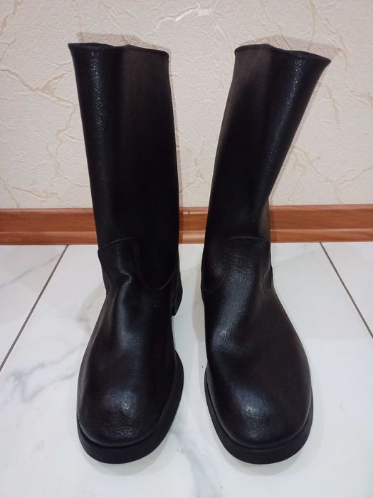 Сапоги  кирзовые .