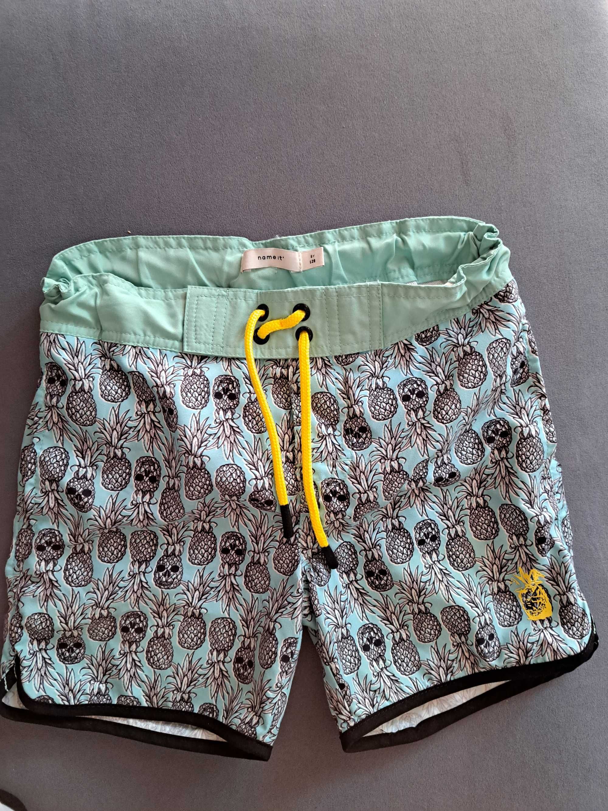 Spodenki kąpielowe dla dziewczynki name it, vero moda, kaktusy 128 cm.