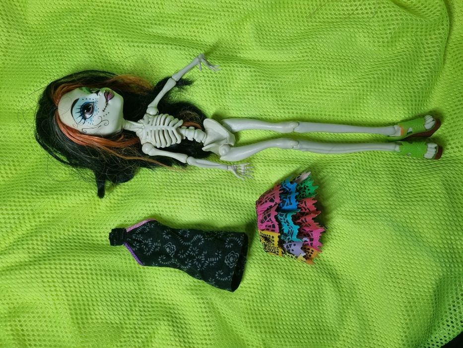 Лялька Монстер Хай Scaris Skelita