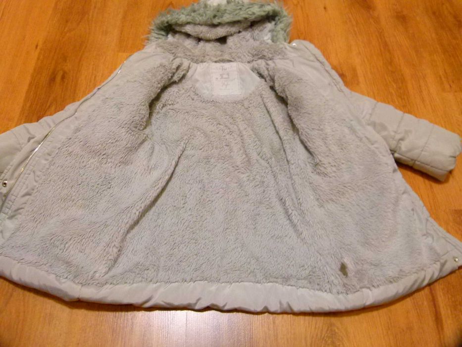 rozm 110-116 TU płaszcz zimowy srebrny / siwy gruby