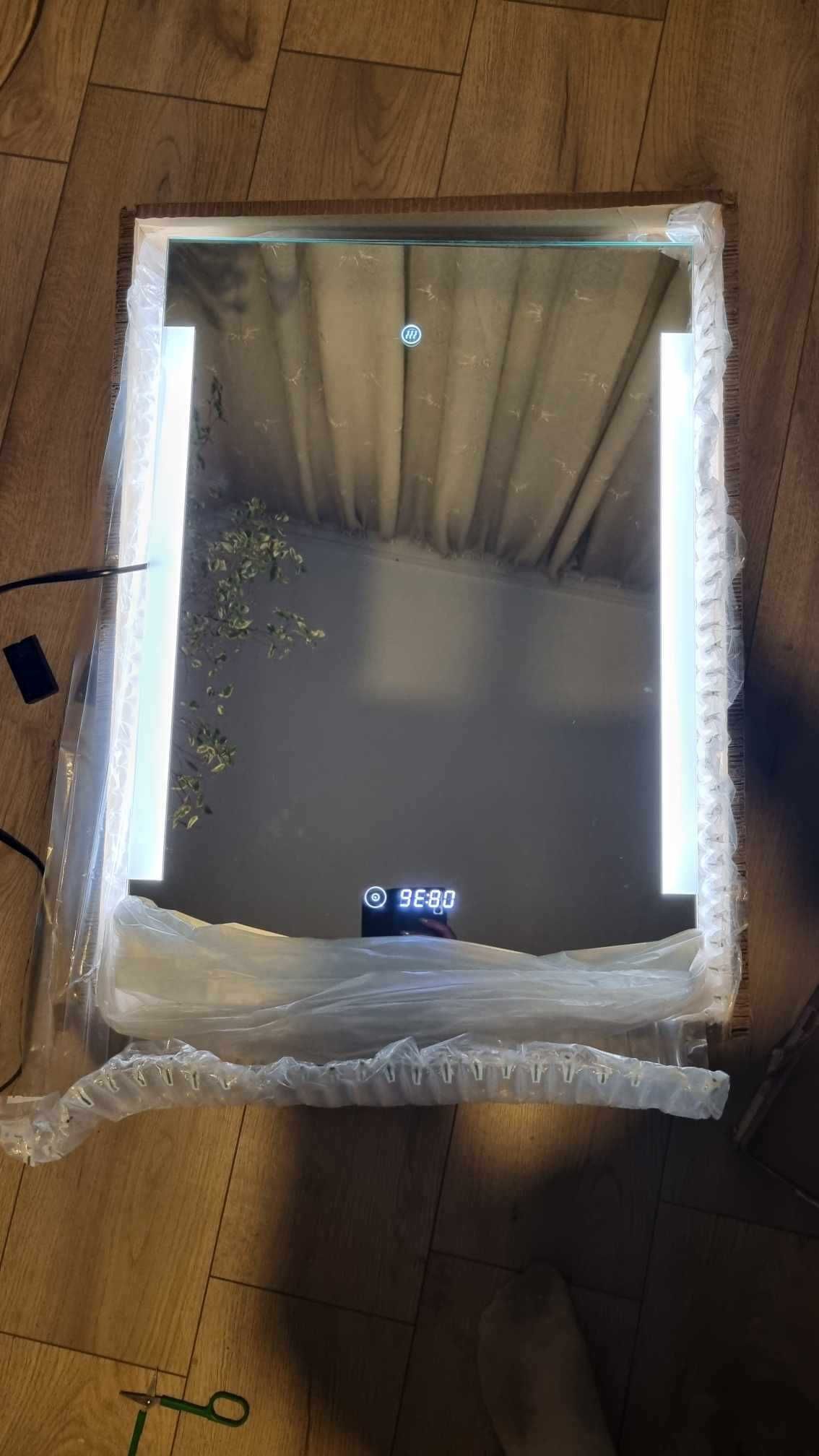Lustro łazienkowe LED 50 cm x 70 cm HOKO PONTESINO