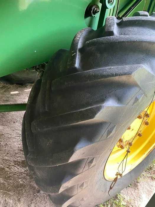 Продам JOHN DEERE 955