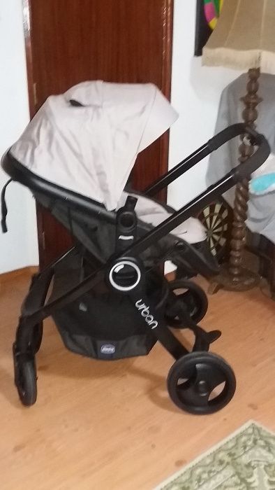 chicco urban crossover(carrinho completo + base isofixfast) Novo preço