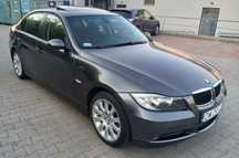 BMW Seria 3 E90_bardzo bogata WERSJA_navi-PL MENU_podśw. klmamki_grzane fotele_alu