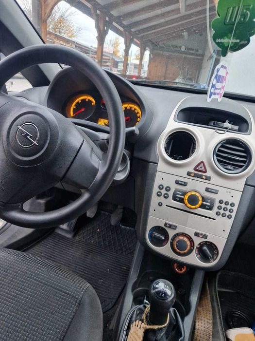 Opel Corsa D 1.3 CDTI | 2007 |  | Klimatyzacja