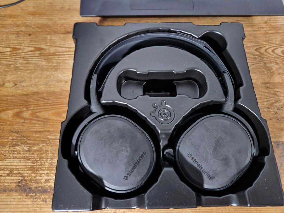 Słuchawki bezprzewodowe nauszne SteelSeries Arctis 9X (4372)