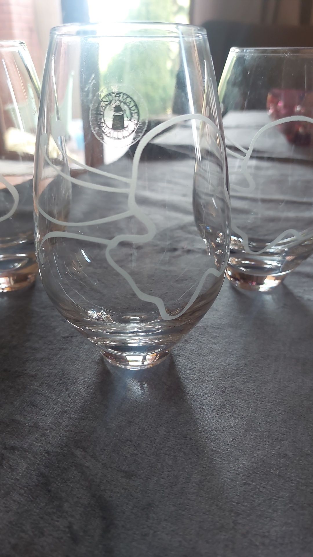 Szklanki ręcznie szlifowane