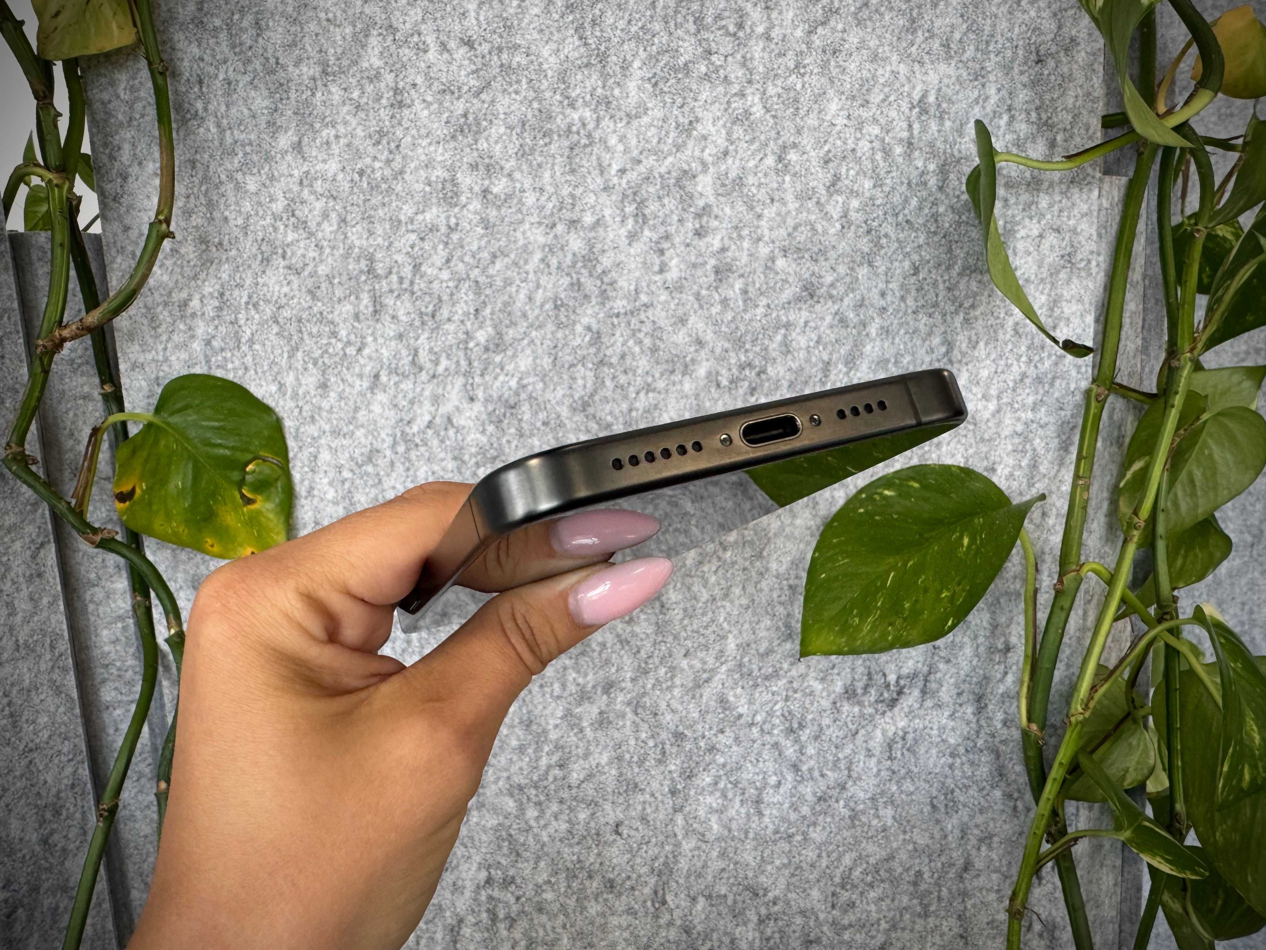 iPhone 15 Pro Max 256 GB Black Titanium | 2 lata gwarancji