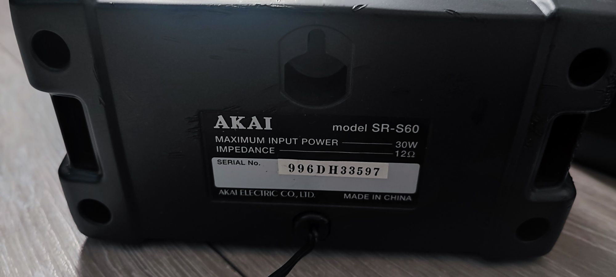 Satelity Akai model SR-S60