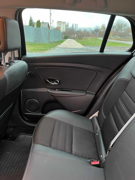 Продам свіжо пригнаний Рено Меган