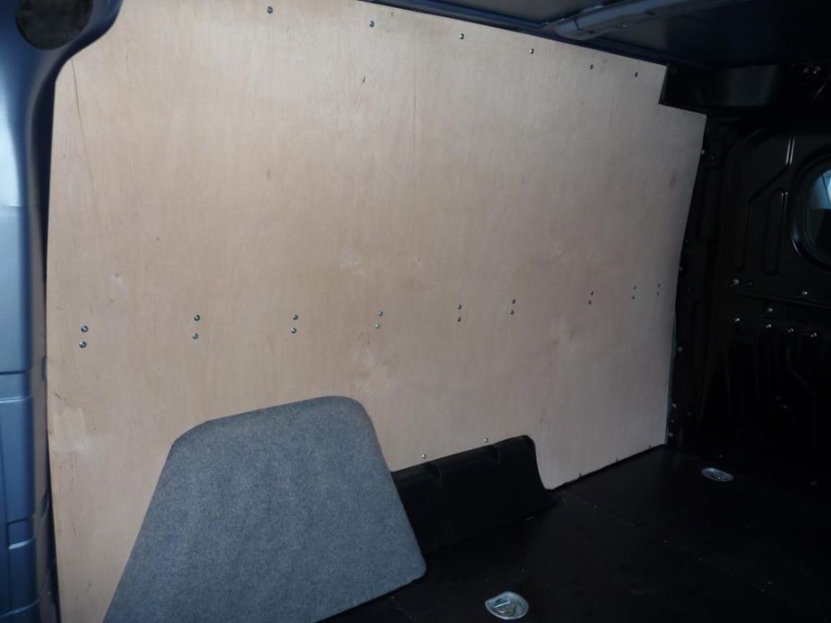 Zabudowa auta dostawczego Fiat Doblo L2H1