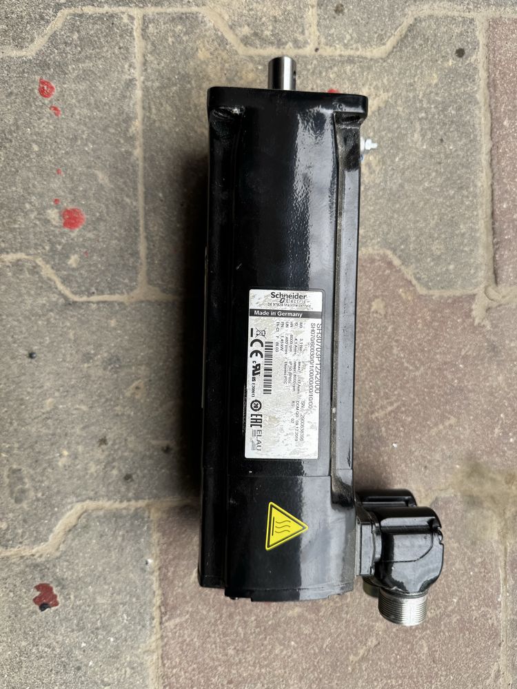 Serwosilnik elau Schneider SH3070, 2,9Nm