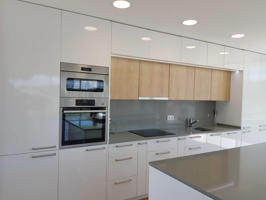 Trabalhos na área da  carpintaria